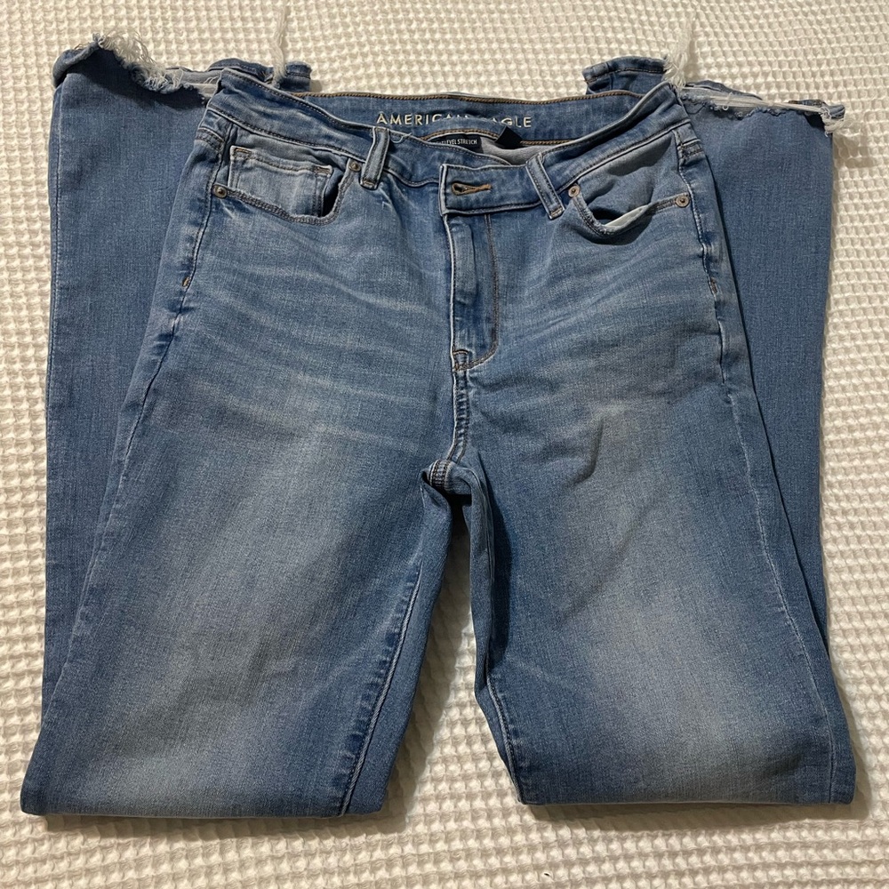 American Eagle High Rise Skinny Kick Jeans - Never Worn - Picture 2 of 7